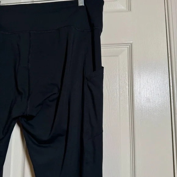 Eddie Bauer Black Performance Leggings Size XL - Picture 4 of 8